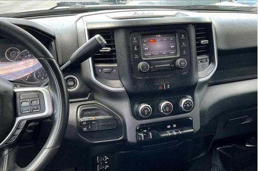 2020 RAM 2500 Big Horn Crew Cab 4X4 6'4' Box