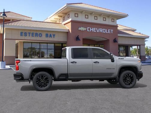Sterling Gray Metallic 2026 Chevrolet Silverado 2500 Custom