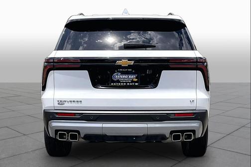 Summit White 2024 Chevrolet Traverse LT