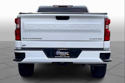 2022 Chevrolet Silverado 1500 Custom