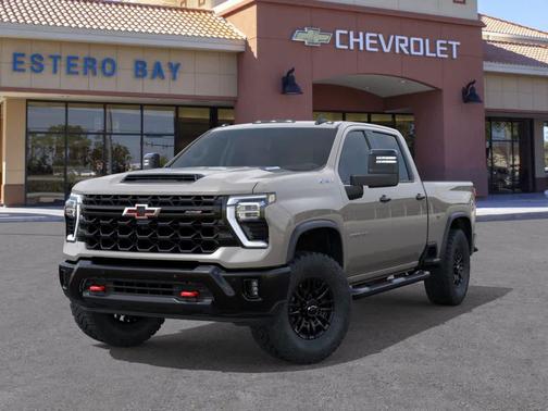 Tan 2026 Chevrolet Silverado 2500 Crew Cab, Standard Bed, XR2, 4WD