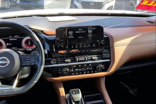 2023 Nissan Pathfinder Platinum 4WD