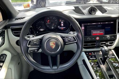 2024 Porsche Macan 