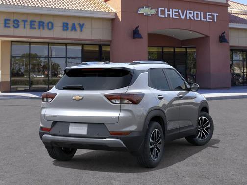 Sterling Gray Metallic 2026 Chevrolet Trailblazer LT