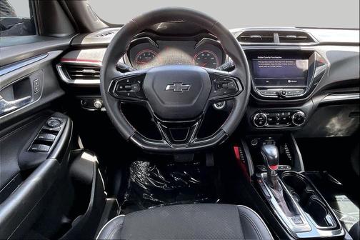 Mosaic Black Metallic 2021 Chevrolet Trailblazer RS