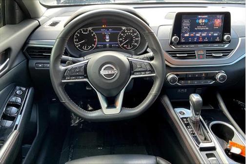 2024 Nissan Altima SR Intelligent AWD