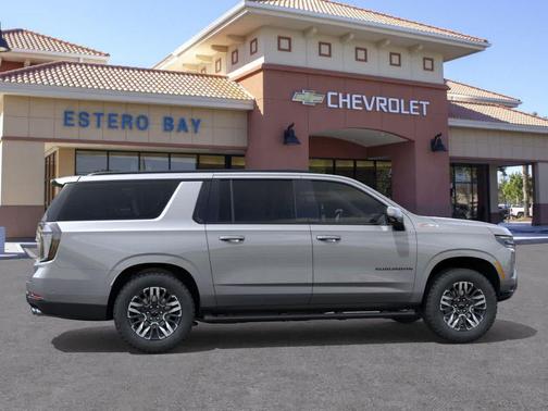Sterling Gray Metallic 2026 Chevrolet Suburban Z71, 4WD