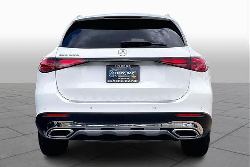 2023 Mercedes-Benz GLC 300 Base