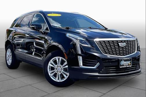 Black 2023 Cadillac XT5 Luxury