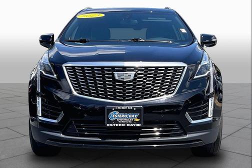 Black 2023 Cadillac XT5 Luxury