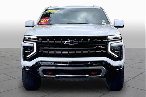 White 2025 Chevrolet Suburban 4WD Z71