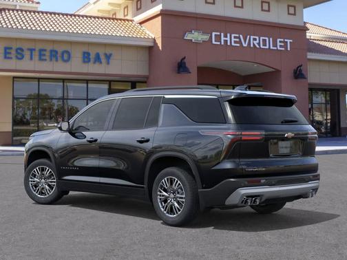Mosaic Black Metallic 2026 Chevrolet Traverse LT