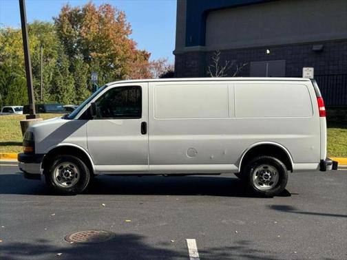 2018 GMC Savana 2500 Work Van