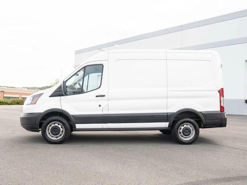 2017 Ford Transit-250 Base