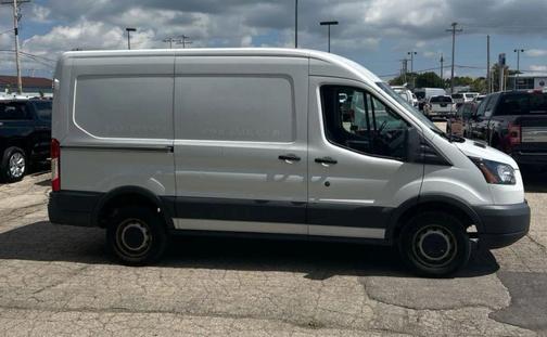 2017 Ford Transit-250 Base