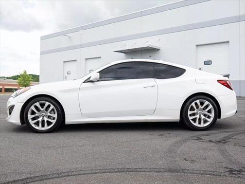 2013 Hyundai Genesis Coupe 2.0T