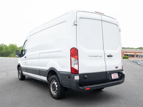 Oxford White 2016 Ford Transit-250 Base