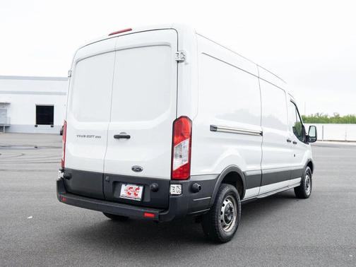 Oxford White 2016 Ford Transit-250 Base
