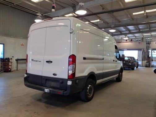 Oxford White 2016 Ford Transit-250 Base
