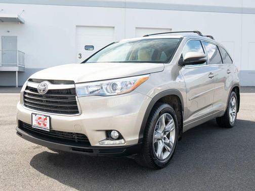 2014 Toyota Highlander Limited Platinum