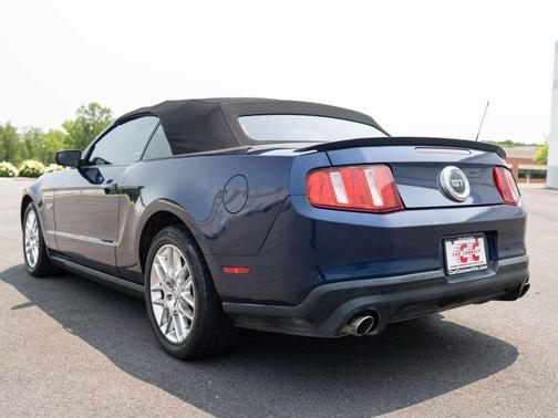 Blue 2012 Ford Mustang GT Premium
