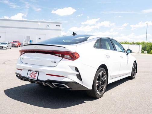 Glacial White Pearl 2022 Kia K5 GT-Line