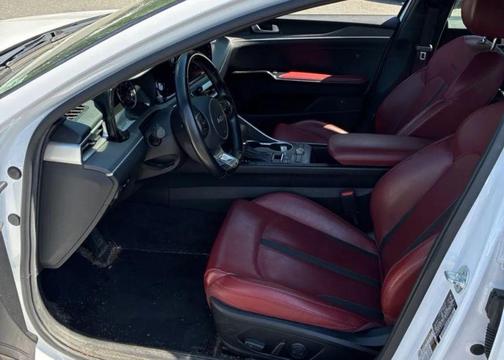 Glacial White Pearl 2022 Kia K5 GT-Line