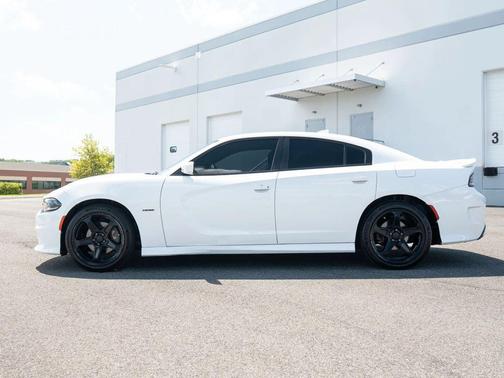 White Knuckle Clearcoat 2019 Dodge Charger R/T