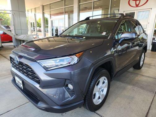 Magnetic Gray Metallic 2020 Toyota RAV4 Hybrid XLE