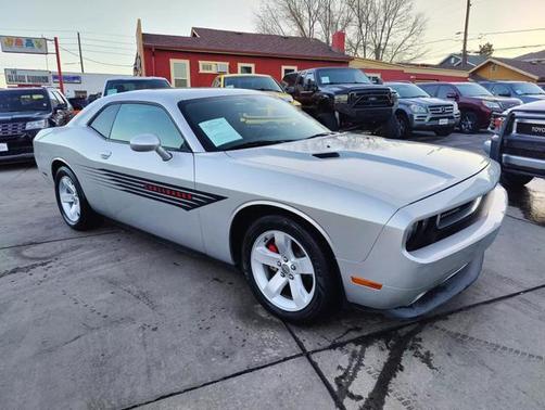 2012 Dodge Challenger SXT