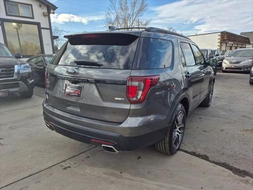2016 Ford Explorer Sport