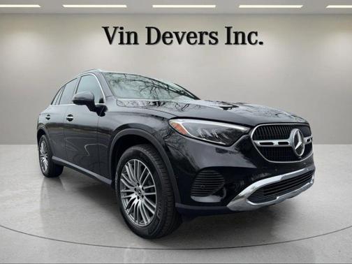 Black 2026 Mercedes-Benz GLC 300