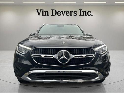 2025 Mercedes-Benz GLC 300 