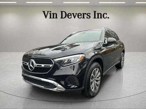 2025 Mercedes-Benz GLC 300 