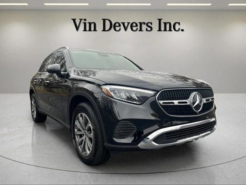 2025 Mercedes-Benz GLC 300 