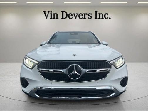 2025 Mercedes-Benz GLC 300 