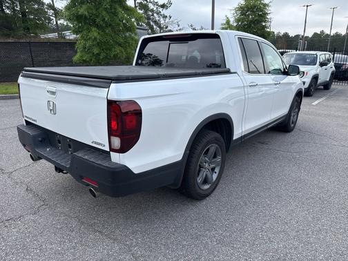 Platinum White Pearl 2023 Honda Ridgeline