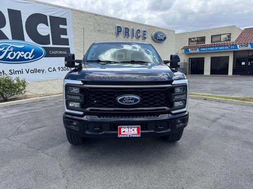 Antimatter Blue Metallic 2023 Ford F-250 Lariat