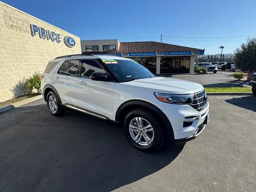 2024 Ford Explorer XLT