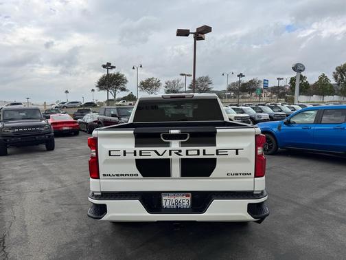 2021 Chevrolet Silverado 1500 Custom