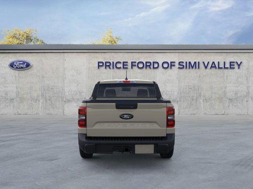 Desert Sand 2025 Ford Maverick XLT