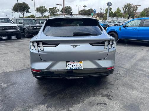 2022 Ford Mustang Mach-E Premium