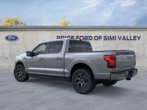 2025 Ford F-150 Lightning Flash