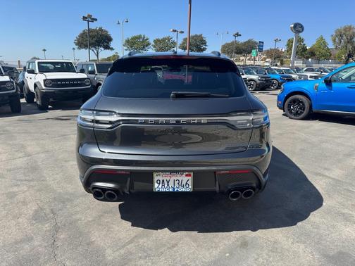 2022 Porsche Macan S