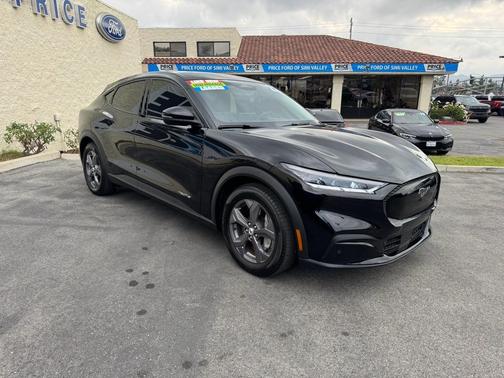 2022 Ford Mustang Mach-E Select