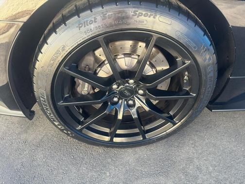 2018 Ford Shelby GT350 Base