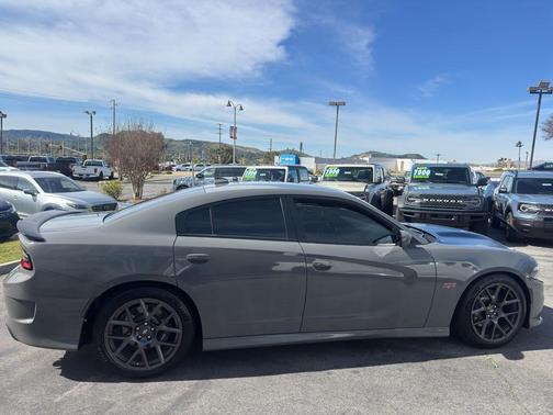 2019 Dodge Charger Scat Pack