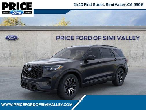 2025 Ford Explorer ST-Line