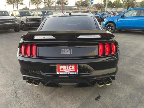 2022 Ford Mustang Mach 1