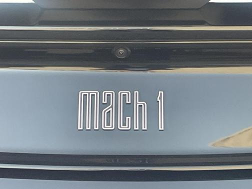 2022 Ford Mustang Mach 1